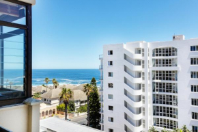 Отель Atlantic Apartment with Bantry Bay Seaviews  Кейптаун